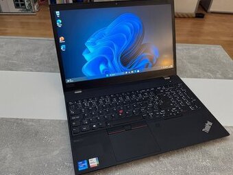 Lenovo ThinkPad T15 Gen2 i7 32GB 1TB