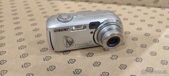 Sony cyber-shot DSC-P73