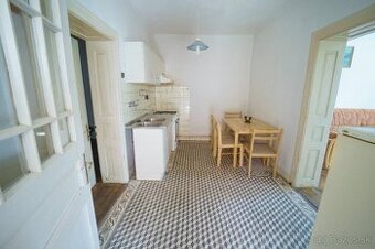 Rodinný dom  na predaj (Nová Ves nad Žitavou)