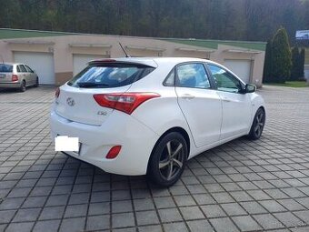 Hyundai i30 1.4 CRDi 66Kw 90ps ELEGANCE
