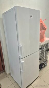 Predám Kombinovanú ladničku Beko