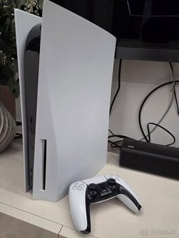 PLAYSTATION 5 1TB s mechanikou a v ZARUKE