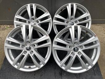 R17 ®️ Originál Seat 5x112 7J ET40 • VW Seat Škoda Audi