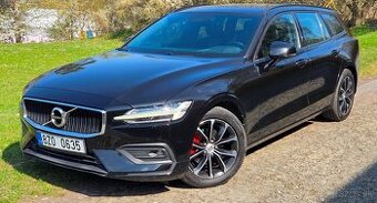 Volvo V60 kombi, Momentum Pro, nebourané, model 2020
