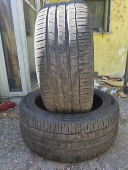 Ponúkam 2 letné pneumatiky Hankook Ventus 275/45 R21