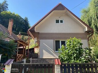 REZERVOVANÉ - Rodinný dom, Žiar nad Hronom, Šášov. Podhradie