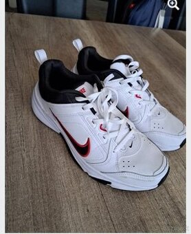 Nike botasky vel.43