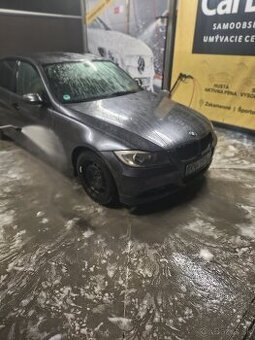 Kúpim BMW E90 330i
