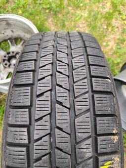 235/65 R18 zimné