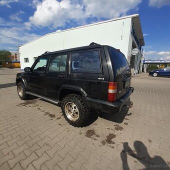 Predam jeep cherokee XJ