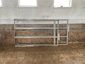 Deliace zábrany pre dobytok🐄🐂🐖🐎
