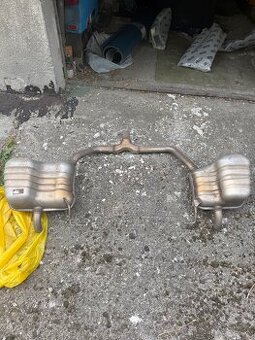 Výfuky VW AG z Arteonu 2,0tsi 140kw 2021