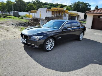 BMW 730d  LONG F02