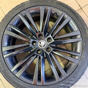 Škoda superb Predam originál elektróny na škoda superb
