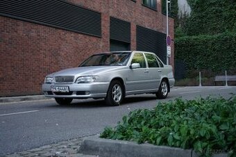 Volvo S70 2.0 I5 Classic - 128.000km - Diplomatická výbava