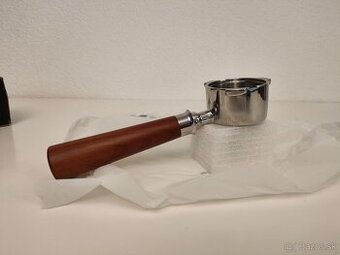 #L0039 Portafilter (páka na kávovar) + sitká – nový