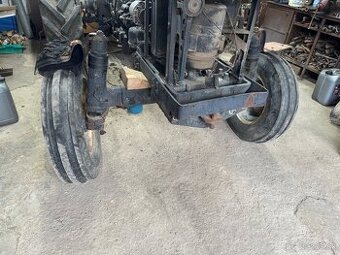 Zetor servo naprava