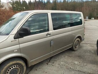 Volkswagen Transporter T5 2.5 tdi - 1
