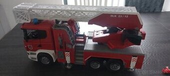 Hasičské auto Scania s rebríkom - Bruder 3591