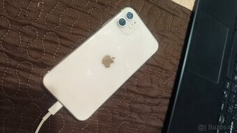 iPhone 11 blokovaný, na diely
