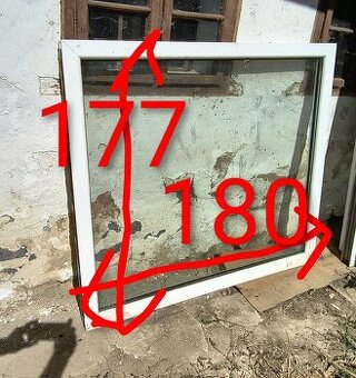 Predám plastové okno V177xD180cm Fix