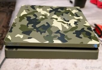 PS4 Slim Camouflage + PS4 Kamera - rýchly predaj