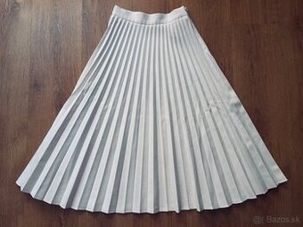 SUKNA vel. 34