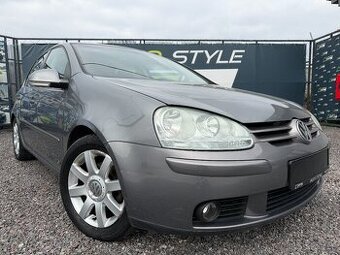 Volkswagen Golf 1.6 FSI Trendline