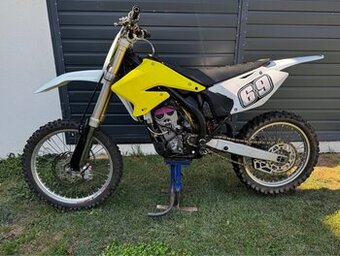 Suzuki RMZ 250