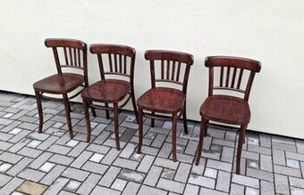 Stoličky THONET po renovaci