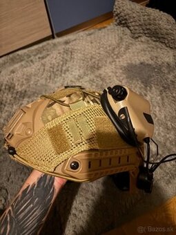 Taktická helma fast + earmor m31 - 1