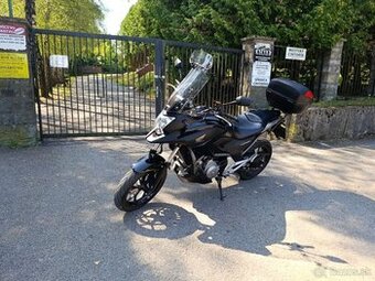 HONDA NC 700 X, r.v 2013, 15000km, TOP STAV