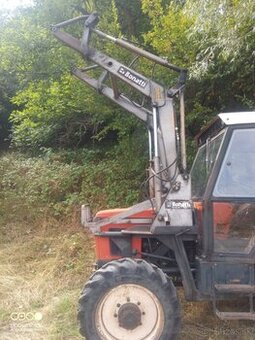 Čelný nakladač Zetor 5245
