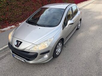 Predám Peugeot 308, 1.4 benzín, 140000 km