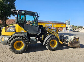 kolesový nakladač KOMATSU WA80-5