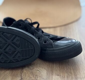 Original Converse tenisky 36,5