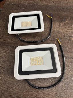 2x 50w LED reflektory