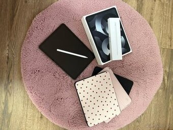 iPad Air (5th Generation) Wi-Fi 64GB