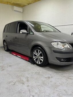 Volkswagen touran 1.9 TDi
