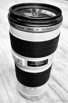 CANON EF 70-200 USM