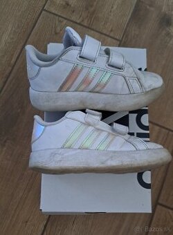 Tenisky Adidas 27
