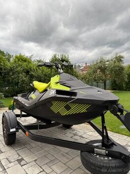 SEADOO Spark Trixx 3UP 90hp - 1