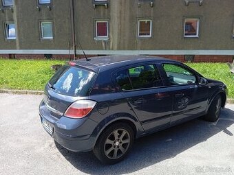 Opel Astra H.