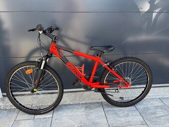 B twin Rockrider ST 500 24”