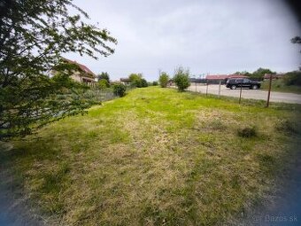 Pozemok Nitra - Mlynárce aj s projektom