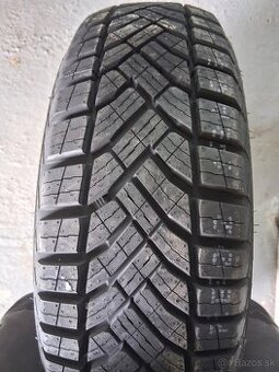 Celoročné pneu 195/70 R15
