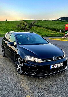VW GOLF R VARIANT-Top Stav 4Motion