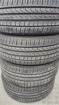 Letná sada 215/55/17 94W Pirelli