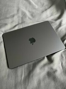 MacBook Air 13 M3 space grey (2024)