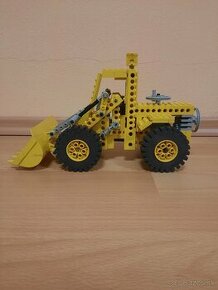 Lego Technic 8853 - Excavator - 1
